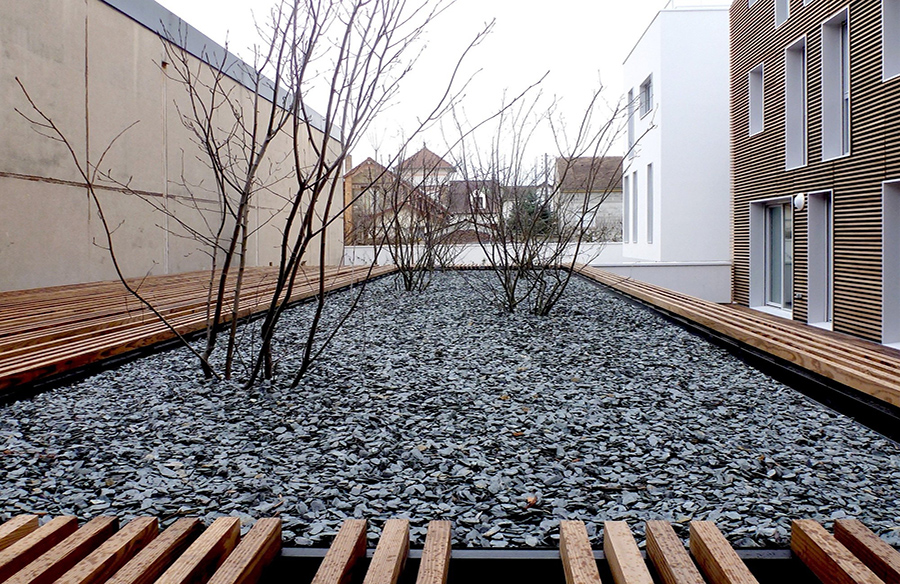 Fostering Community Gardens for Social Housing in Bezons