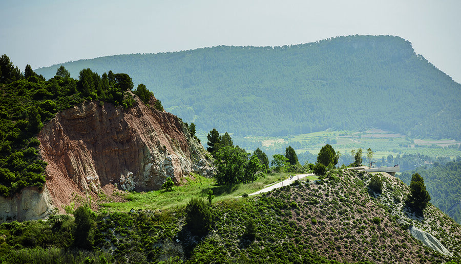 Revitalizing the Igualada Green Ring: Lookout Path at the Old Gypsum Mines