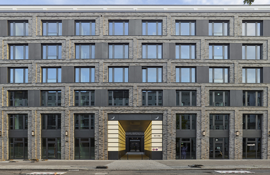 3 Hoefe Office and Residential Building: A Blend of Modernity and Tradition in Berlin