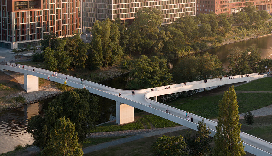 Engineering Elegance: The Štvanice Footbridge Project